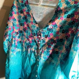 Chicyea  Women’s dress top- 2xl blue with flowers button up